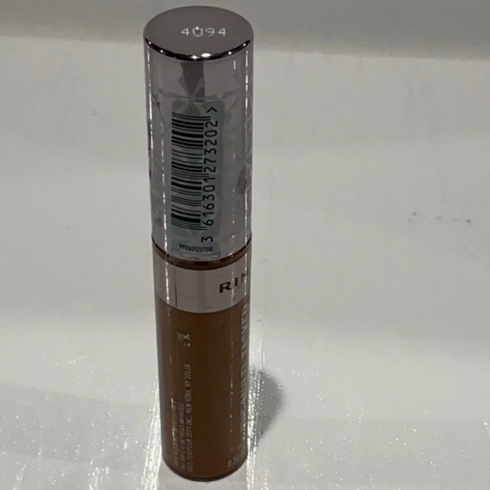 Rimmel London The Multi-Tasker Concealer. No. 100 Mocha